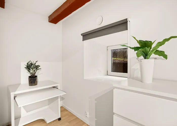 Center Train Station